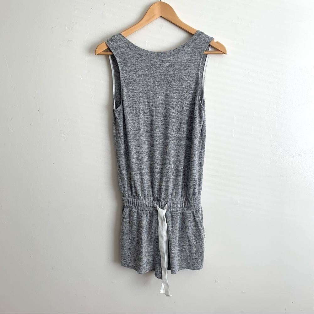Aritzia Wilfred Free Relaxed Fit Izabel Shorts Romper in Marled Grey